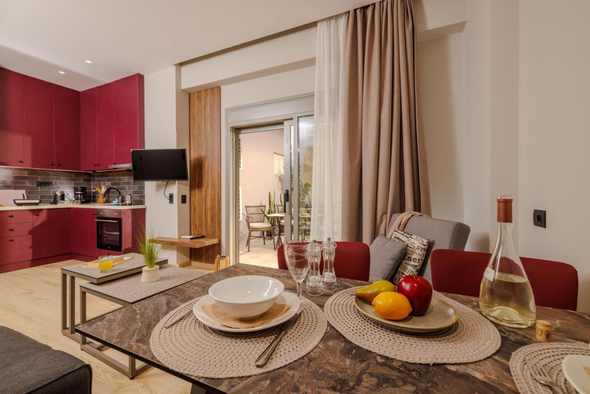 Jolly Suites Heraklion  Bagian luar foto