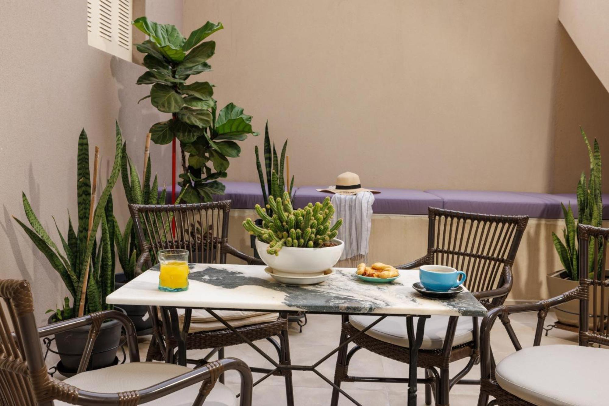 Jolly Suites Heraklion  Bagian luar foto