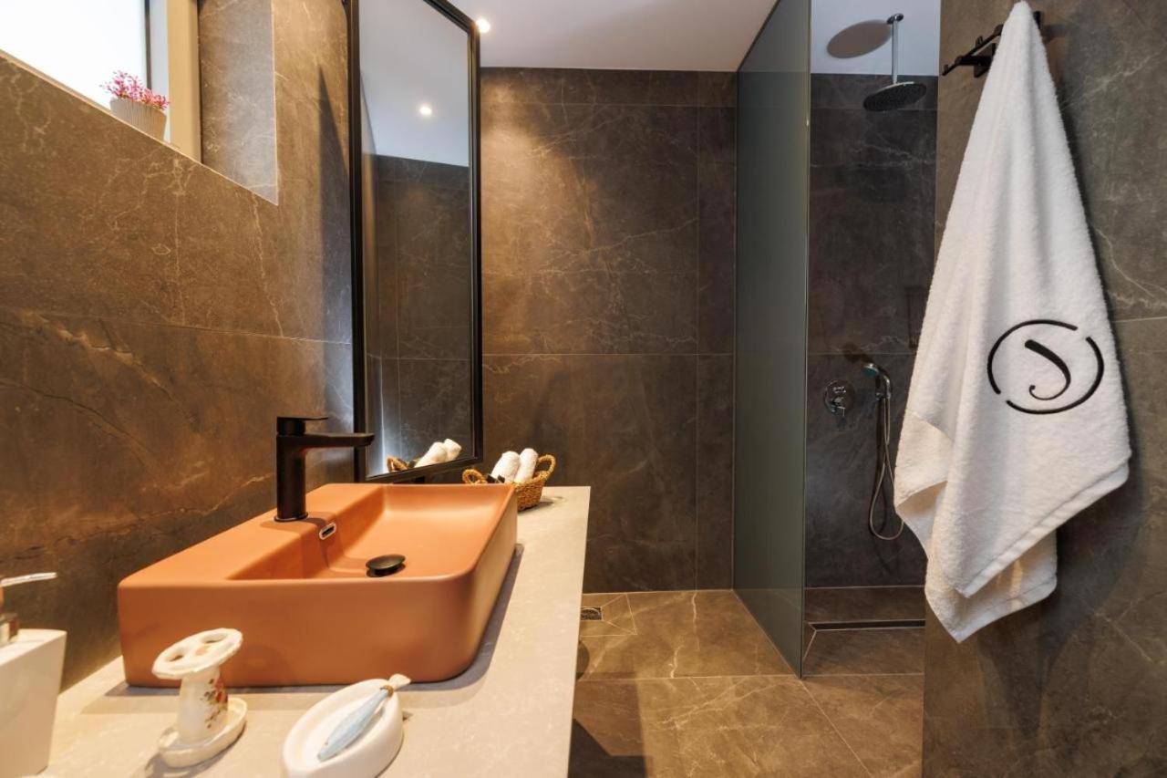 Jolly Suites Heraklion  Bagian luar foto